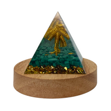 Load image into Gallery viewer, Mystic Romance Orgone Pyramid 68692
